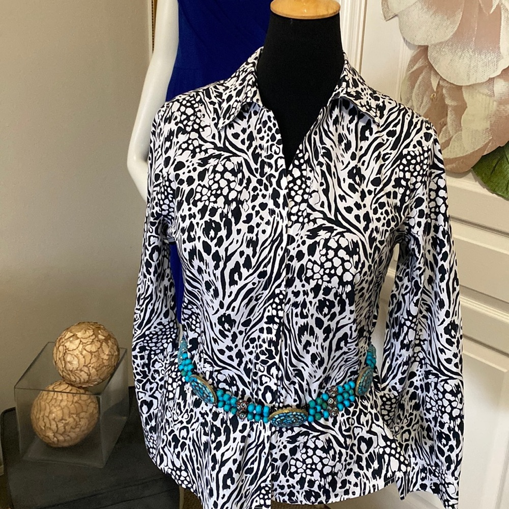 Black And White Zebra Print Button Front Shirt! - image 1